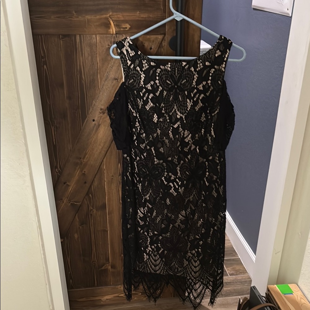 Jessica Howard Black Lace Dress
